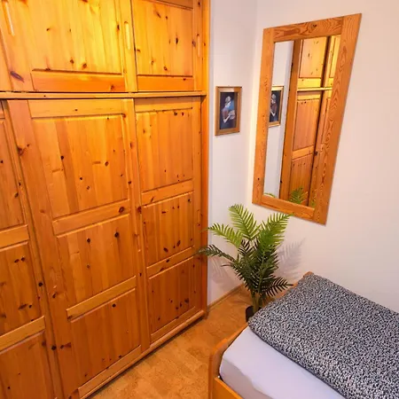 Leuchtturm Irene Apartament *