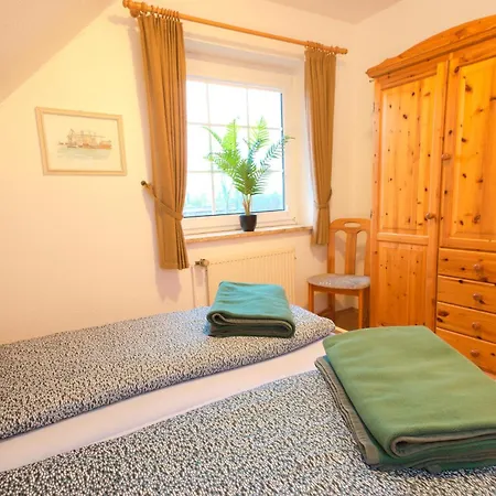 Leuchtturm Irene Apartament